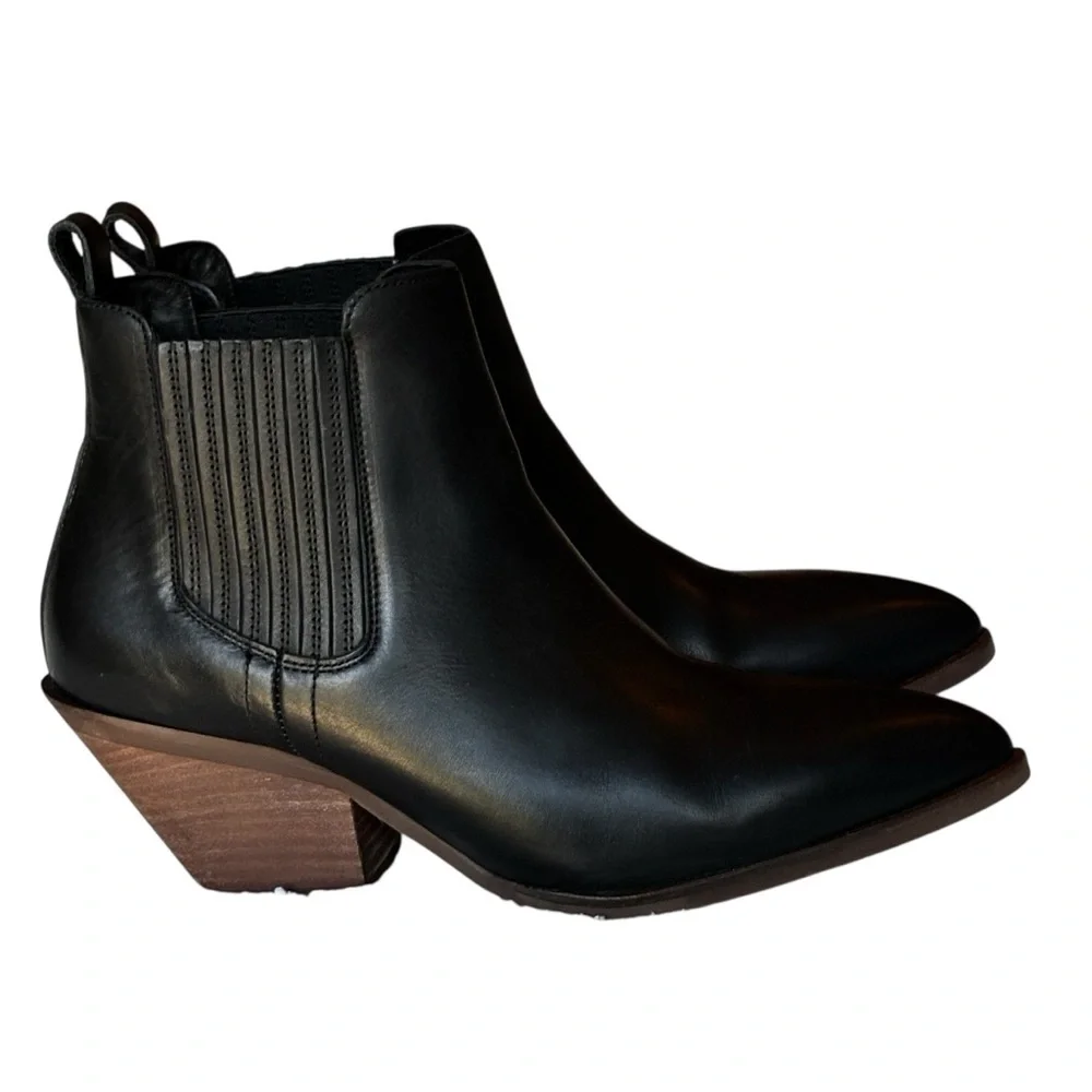 Portland Leather Patina Western Ankle Chelsea Boot